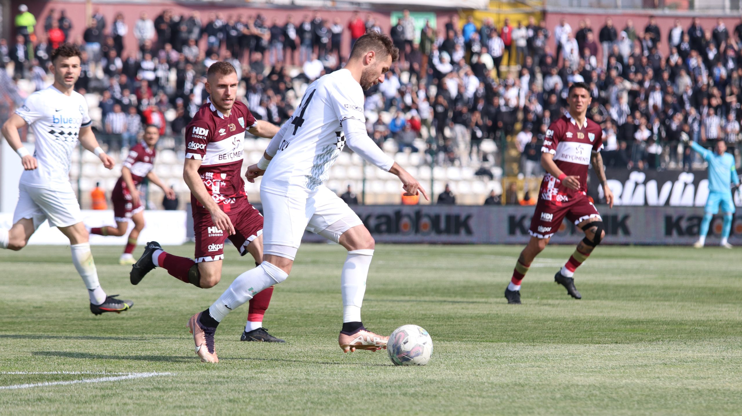 Spor Toto 1. Lig: Beyçimento Bandırmaspor: 2 – Altay: 1