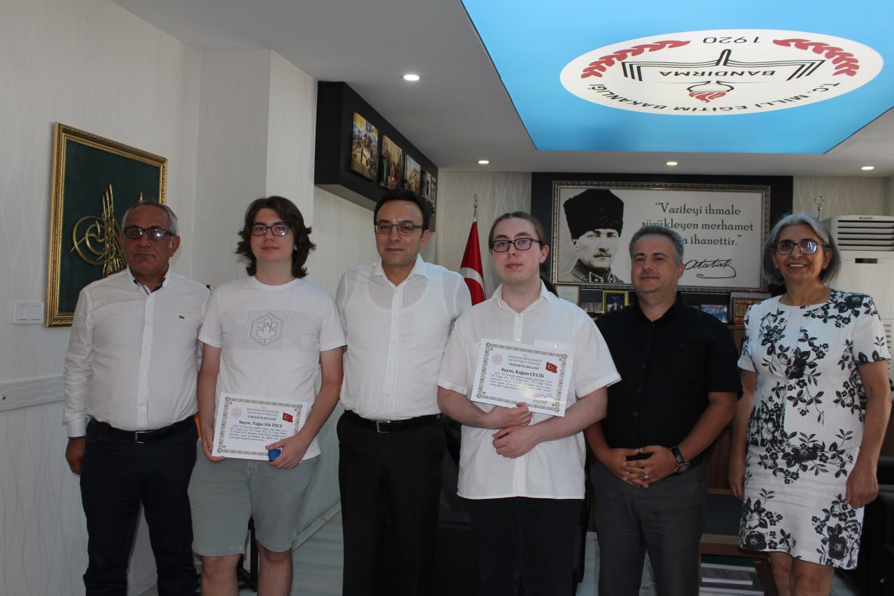 YKS’de ilk 100’e Giren Öğrenciler Bandırma’dan Çıktı