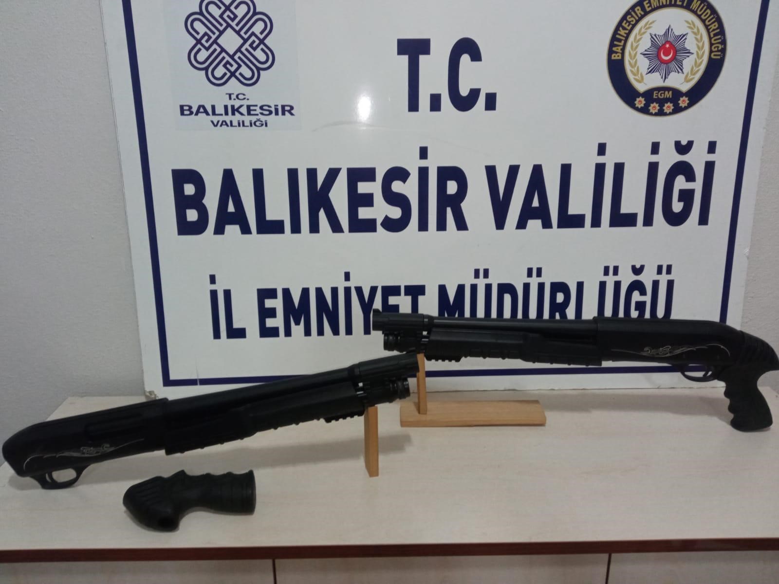 Balıkesir’de polisten son 1 haftada 180 aranan şahsa gözaltı