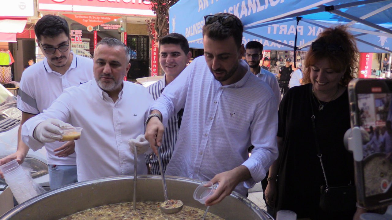 AK PARTİ’DEN AŞURE HAYRI