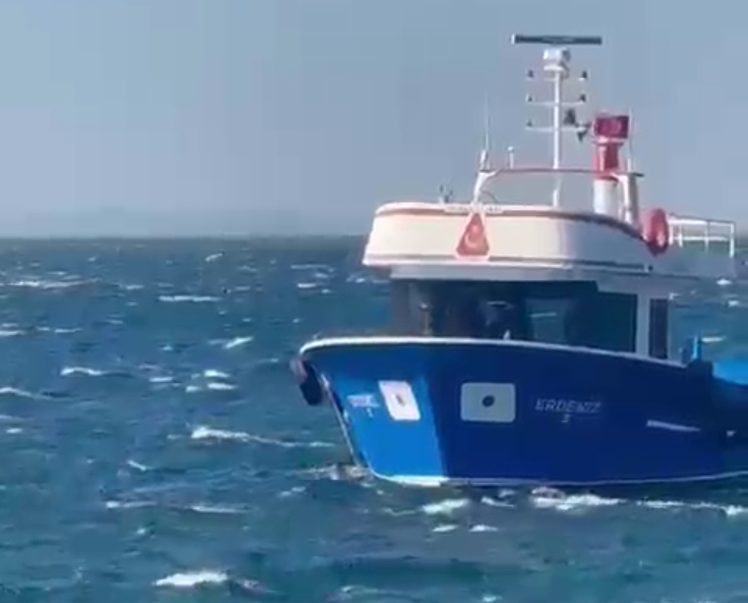 Marmara Adasında alabora olan tekneden düşerek ağır yaralanan 1 kişi hayatını kaybetti