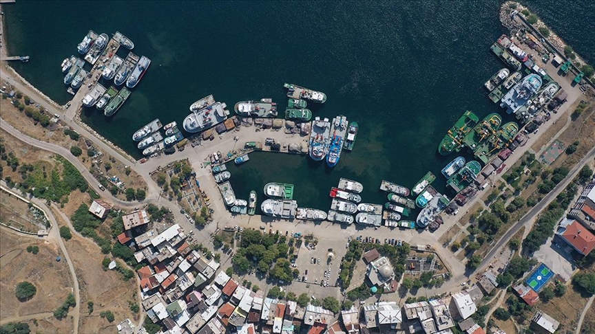 Kapıdağ Yarımadası’nın “balıkçı köyü” nasibini yıllardır denizde arıyor