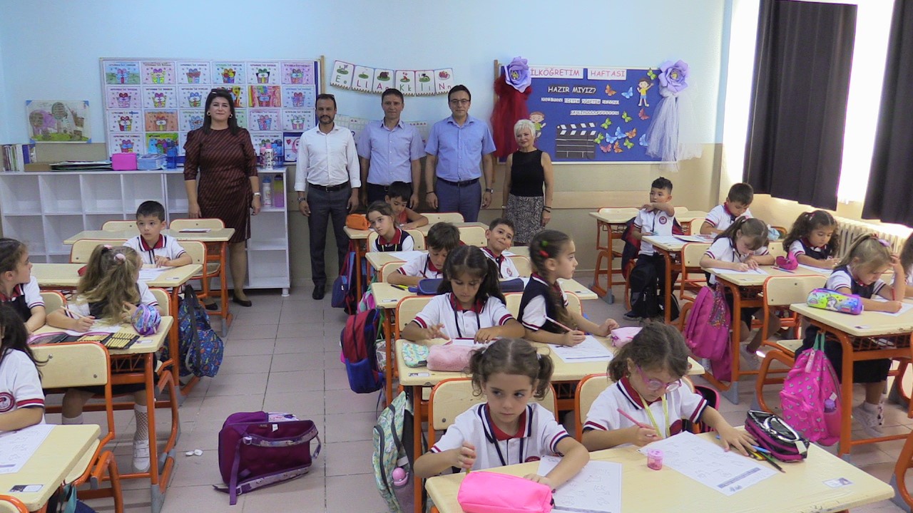 Bandırma’da Eğitim Öğretim yılının ilk ders zili çaldı