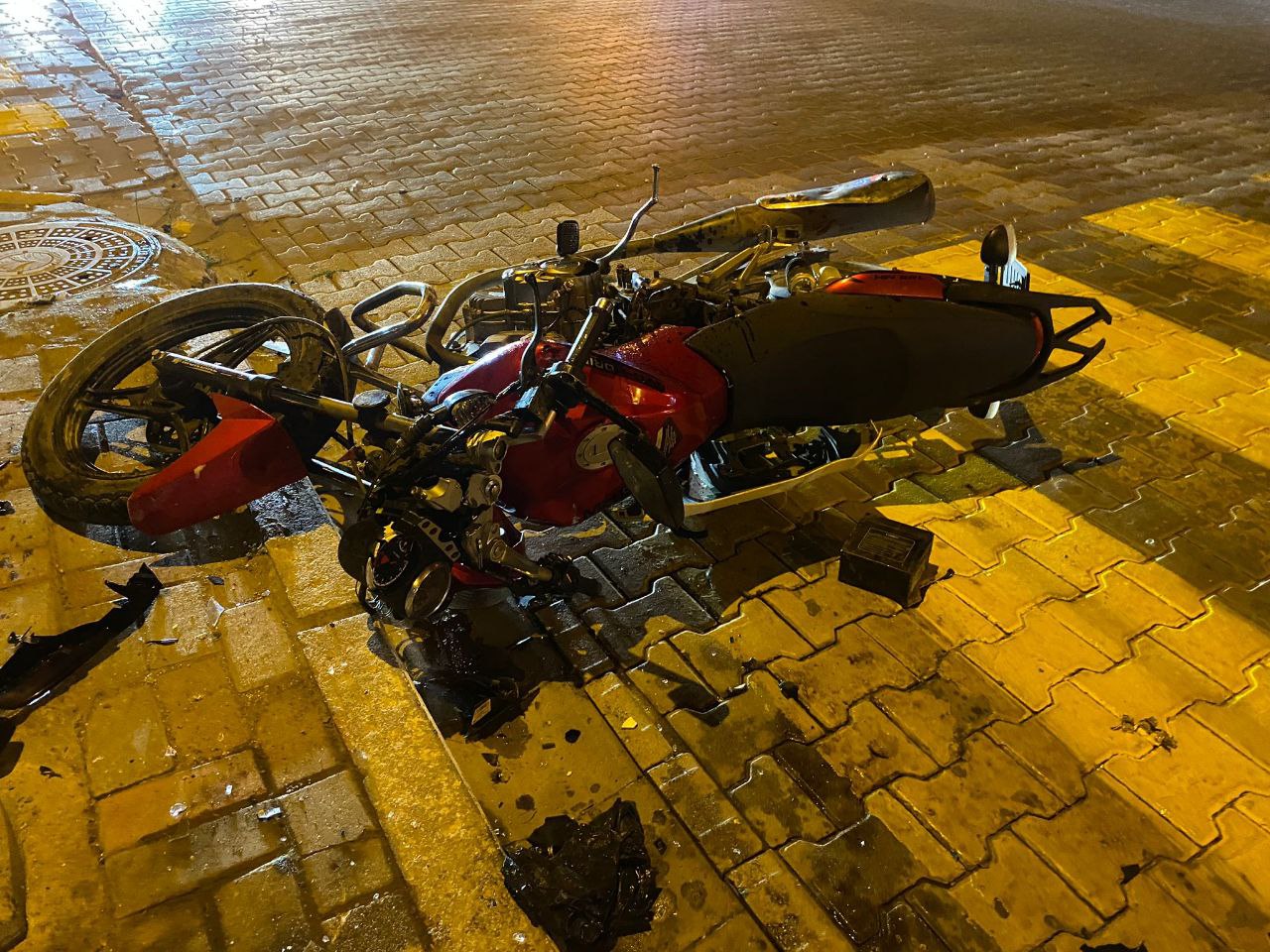Gönen’de trafik kazasında motosiklet sürücüsü yaralandı