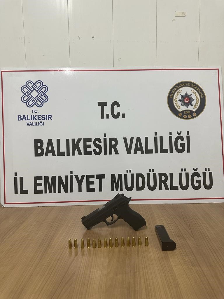 Balıkesir’de 142 aranan şahsa ‘Huzur’ operasyonu