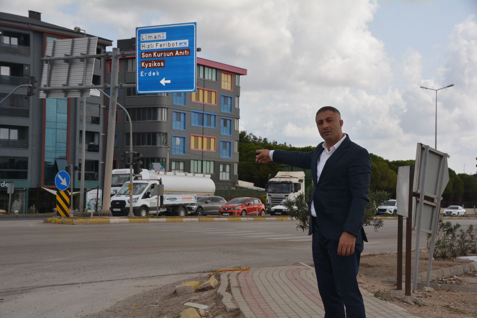 Burhan Deniz’den Hastane Kavşağı ile ilgili açıklama