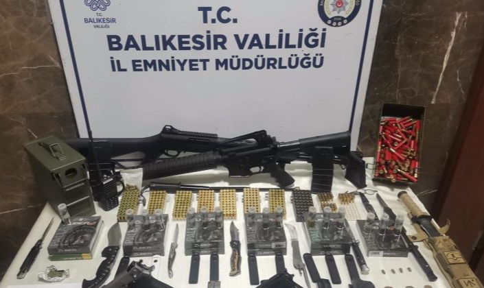 Bandırma’da ateşli silah ve mühimmat operasyonu