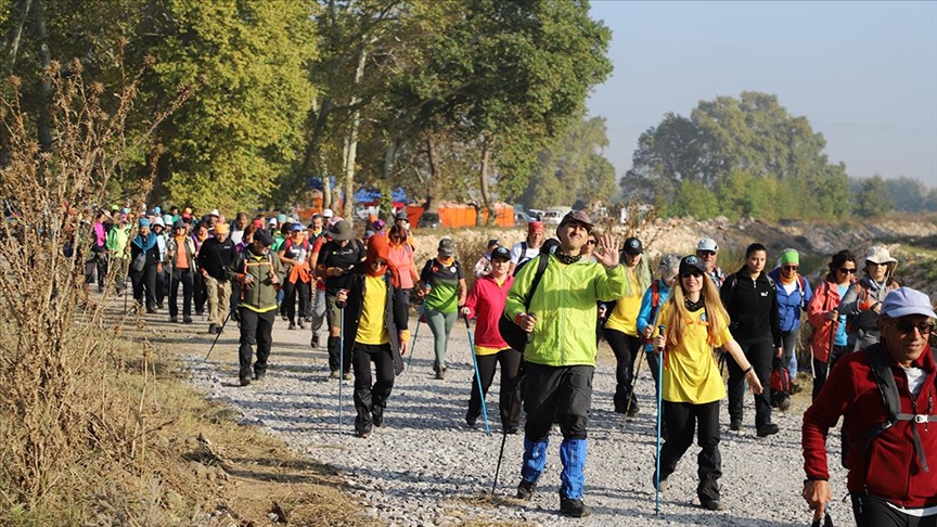 Balıkesir’deki 276 kilometrelik Artemea parkurlarında doğa yürüyüşü festivali başladı