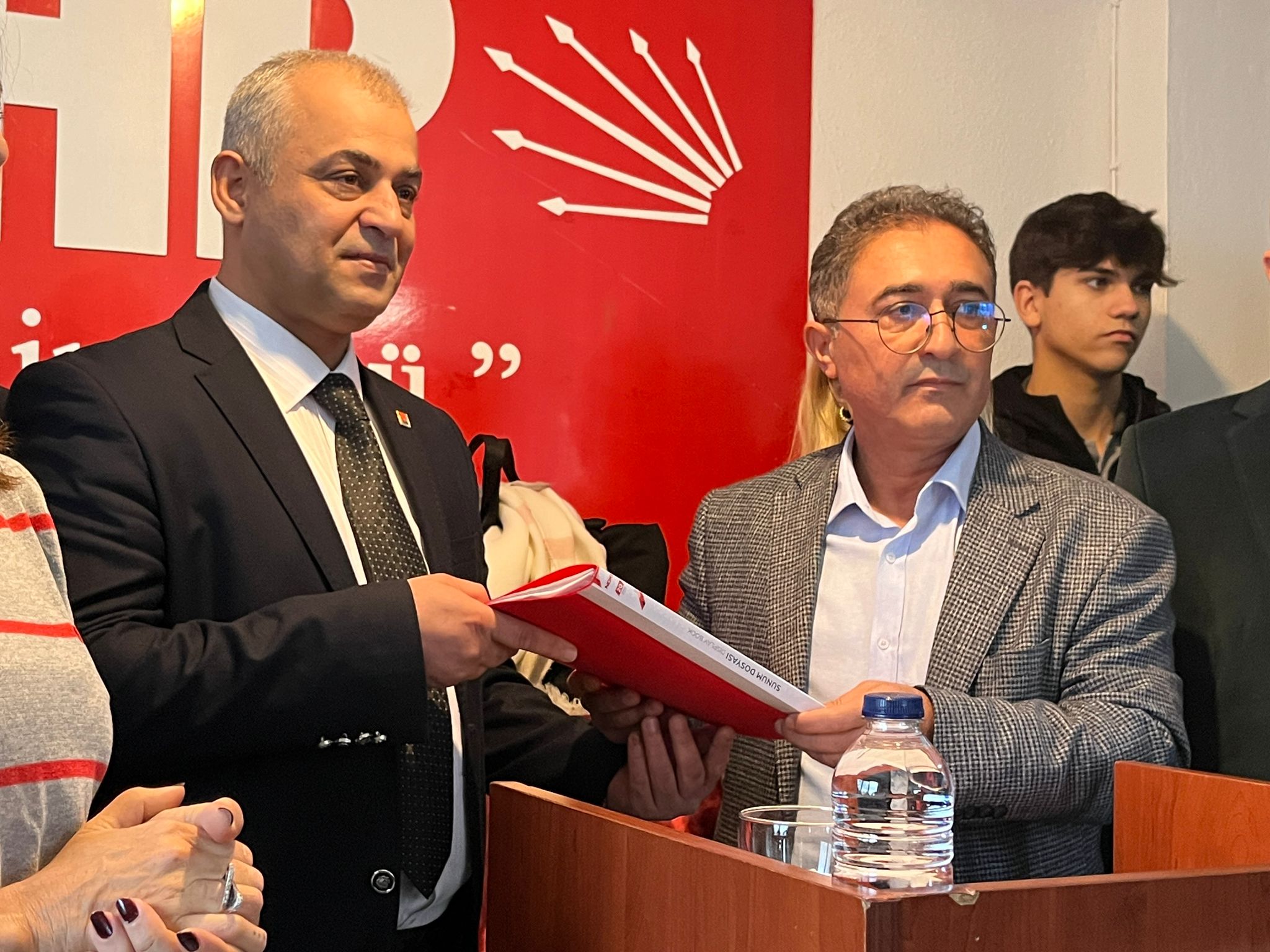 MUSTAFA KARAGÖZ CHP’DEN BELEDİYE BAŞKAN ADAYLIĞINI AÇIKLADI