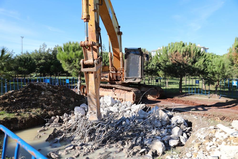 Bandırma’da baz istasyonunun yıkımı gerçekleşti