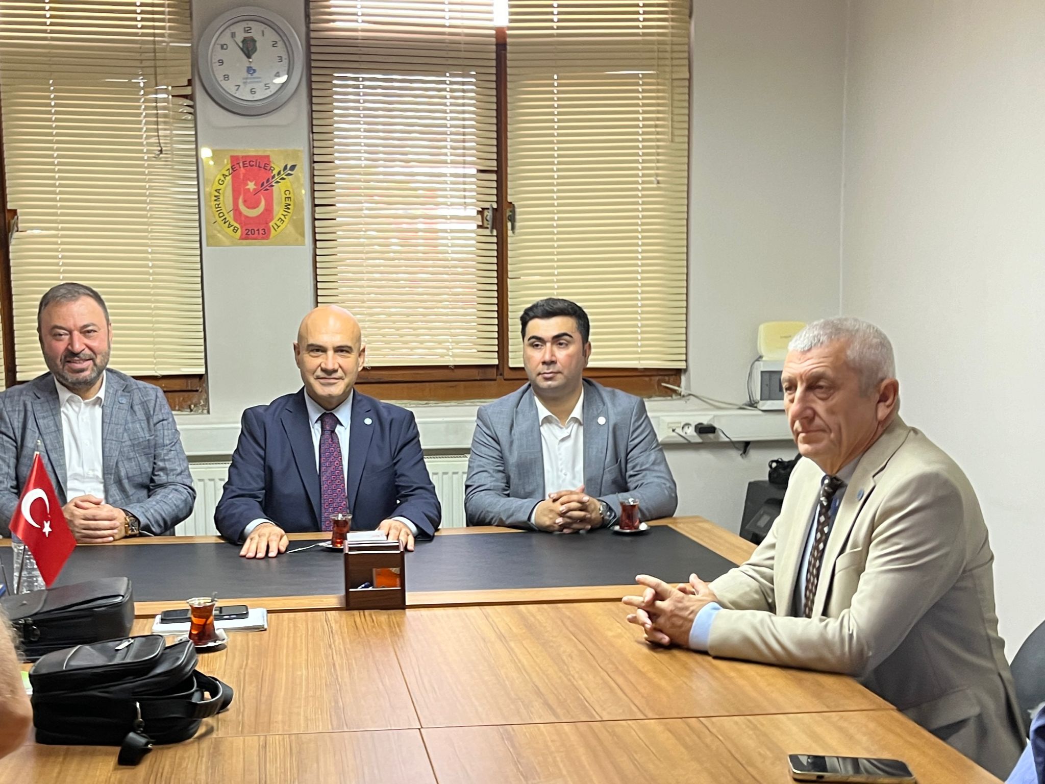 NECMİ SERT’E VEKİLİN YANINDA SOĞUK DUŞ