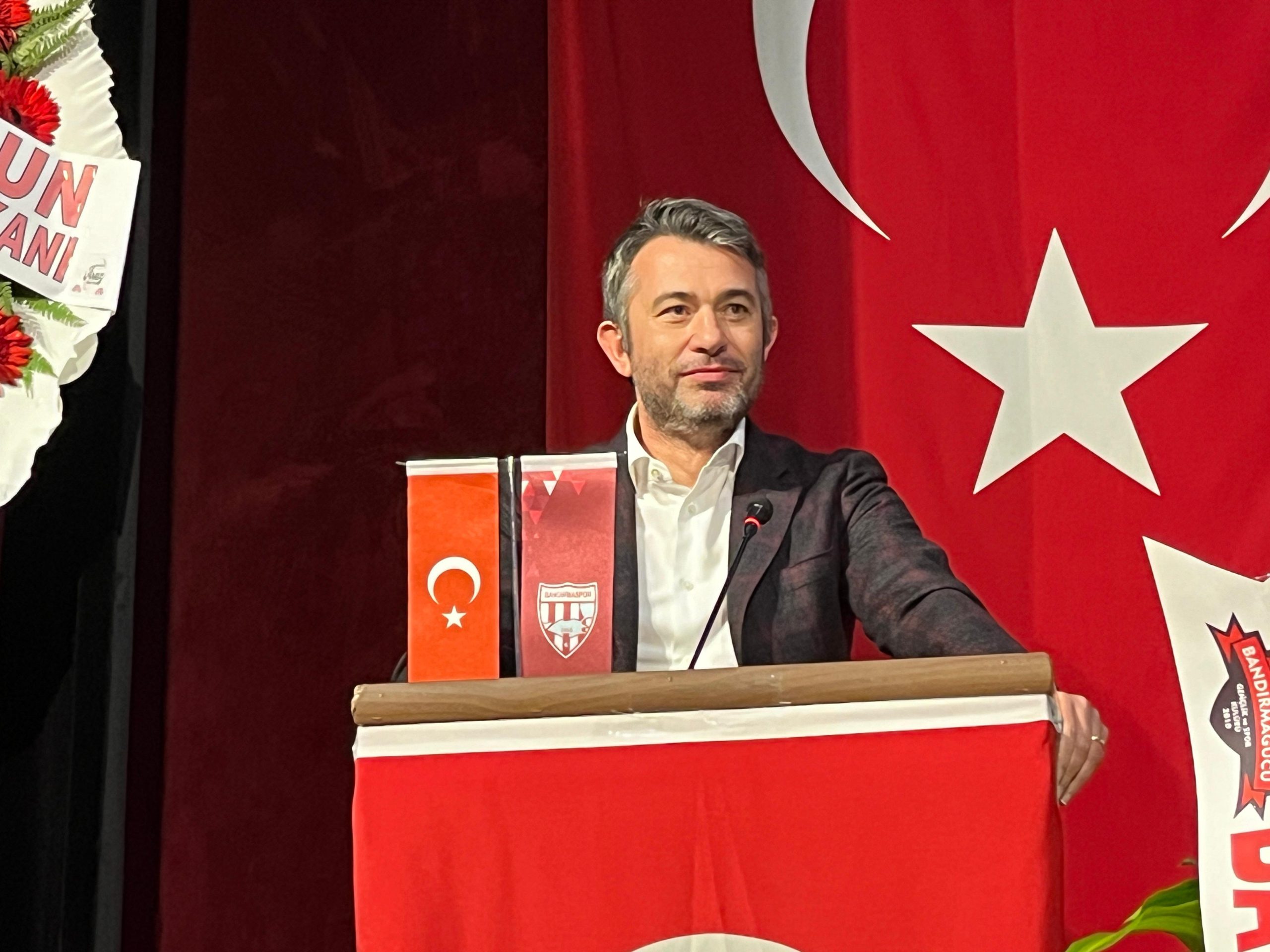 BANDIRMASPOR KONGRESİ YAPILDI; BİRLİK VE BERABERLİK VURGUSU ÖNE ÇIKTI
