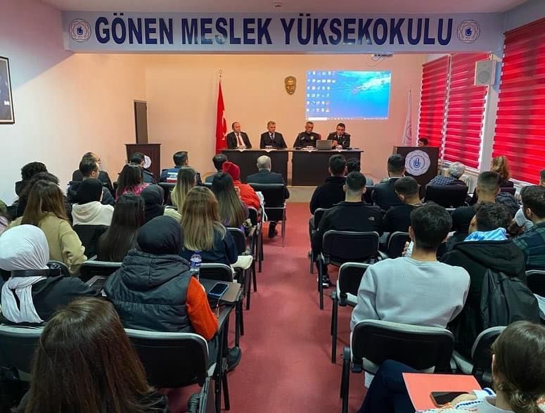 Gönen Meslek Yüksekokulu’nda kariyer günleri