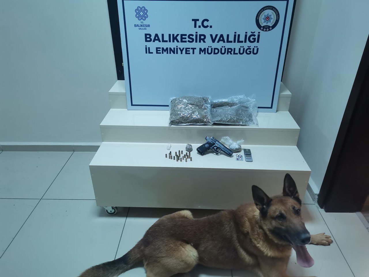 Bandırma’da uyuşturucu operasyonunda 2 kişi yakalandı