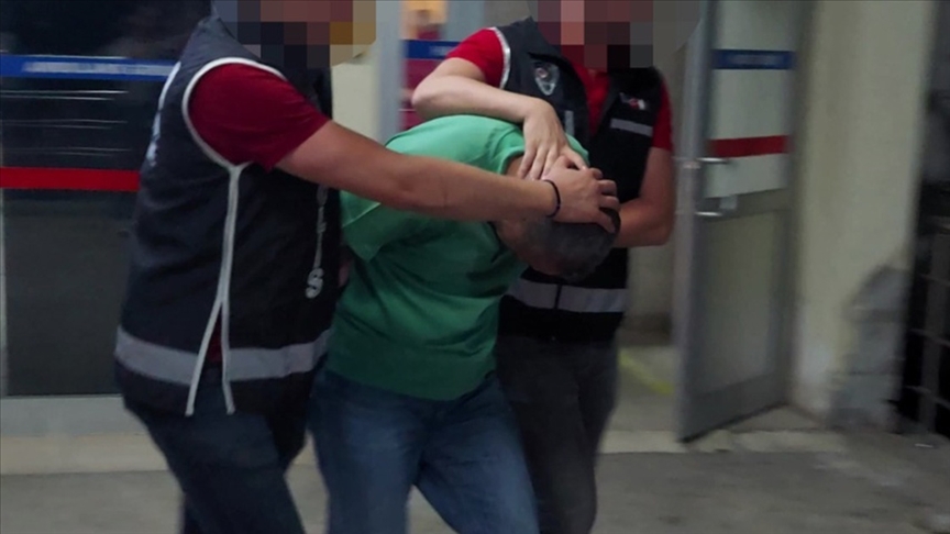 BANDIRMA’DA FETÖ ÜYESİ BİR ŞAHIS YURT DIŞINA KAÇARKEN YAKALANDI