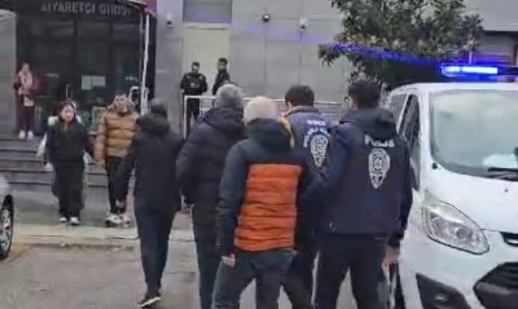 Balıkesir’de sosyal medya operasyonu 4 gözaltı