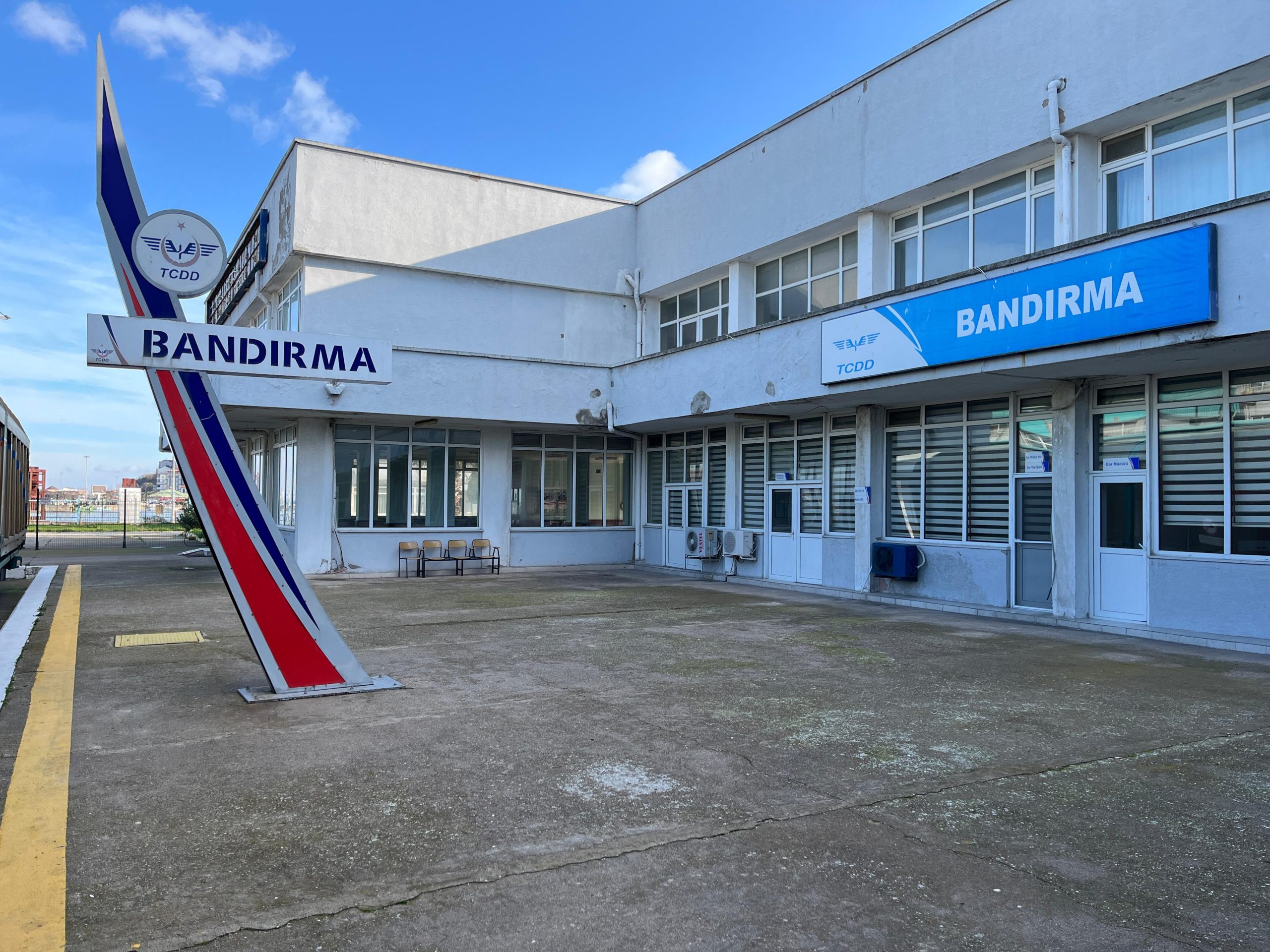 BANDIRMA – İZMİR ARASI TREN SEFERLERİ GÜNCELLENDİ