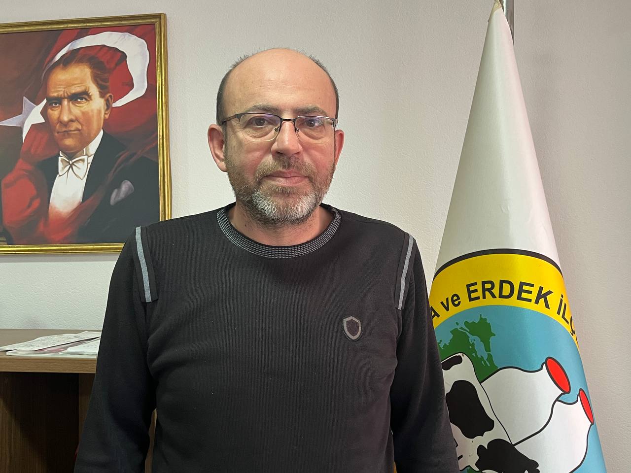 KAĞIT ÜZERİNDEKİ İMZA KURUMADAN ÜRETİCİ ZARARA GEÇTİ; SÜT İNEKLERİ KESİME GİDEBİLİR