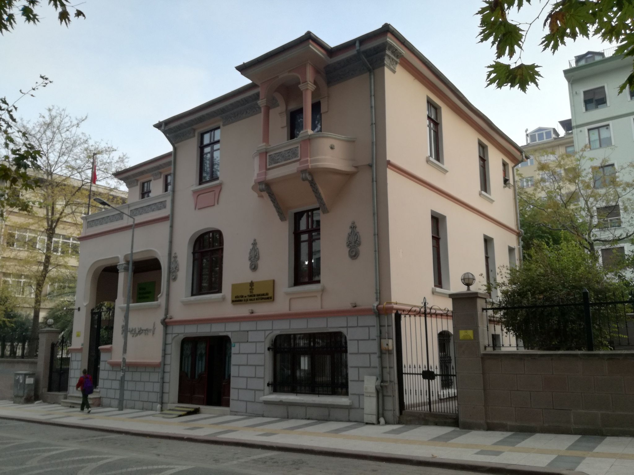 BANDIRMA’DA HER DÖRT KİŞİDEN BİRİ KÜTÜPHANEDEN FAYDALANDI