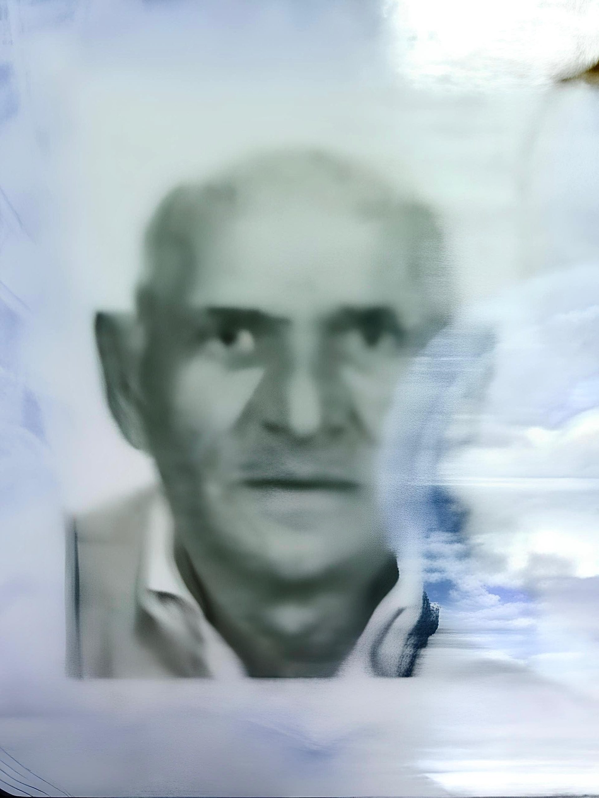 GERİ GERİ GELEN KAMYONETİN ÇARPTIĞI YAYA ÖLDÜ