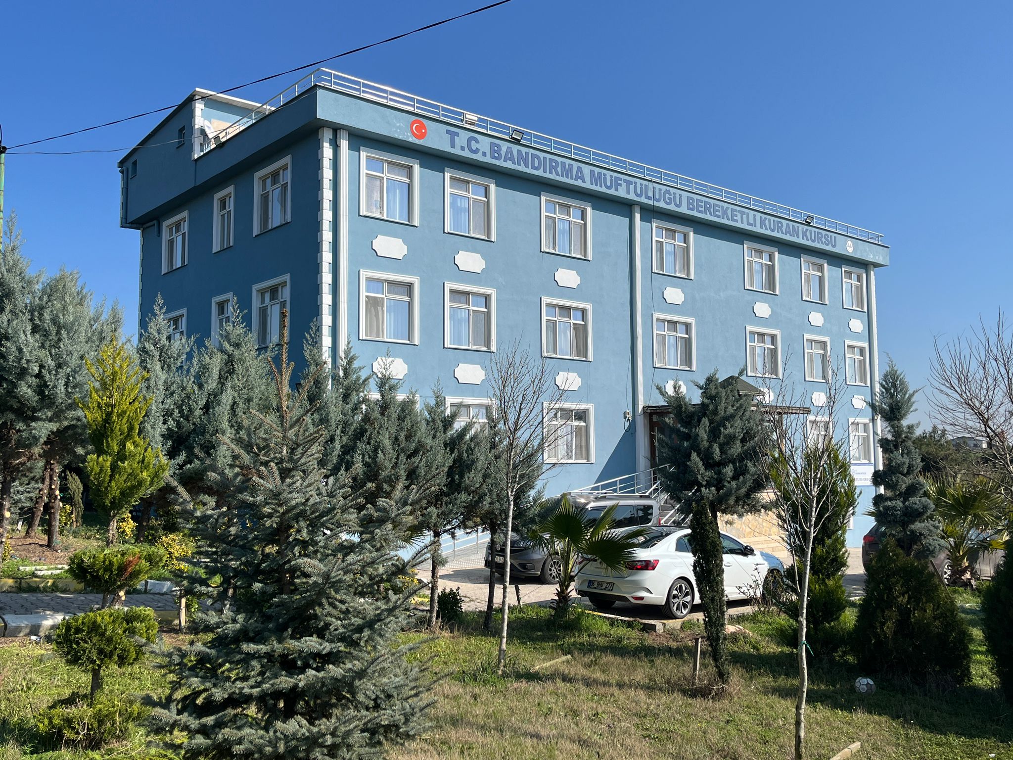 BANDIRMA’NIN EN KAPSAMLI KIZ HAFIZLIK KUR’AN KURSU TÜM BÖLGEYE ÖRNEK OLUYOR