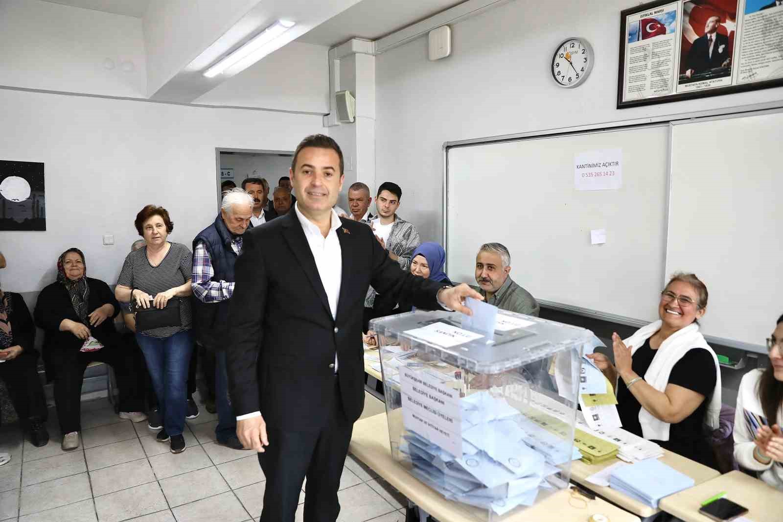 Ahmet Akın oyunu kullandı