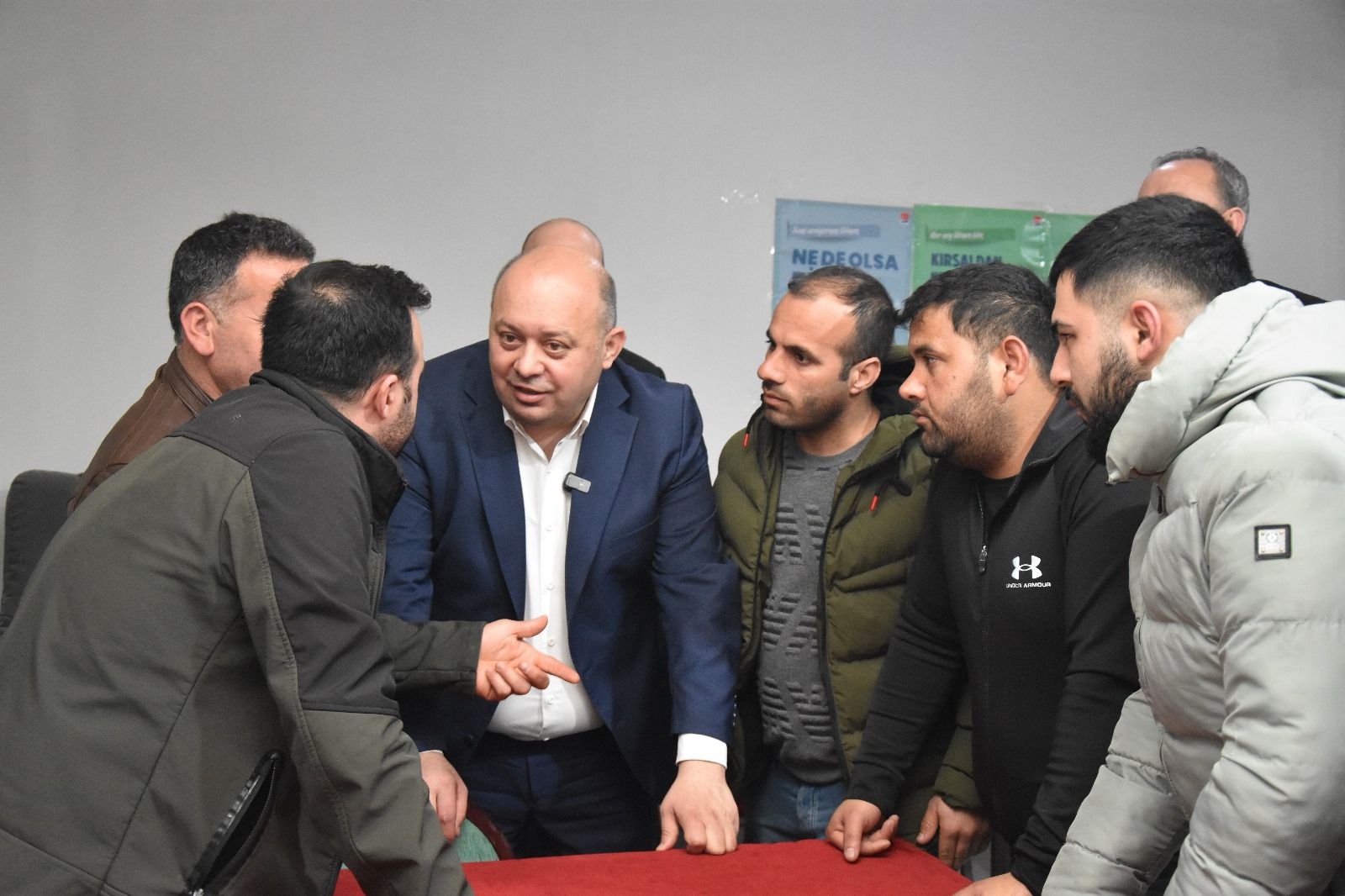 İBRAHİM PALAZ HALKIN SESİNE KULAK VEREREK PROJELERİNE YÖN VERİYOR