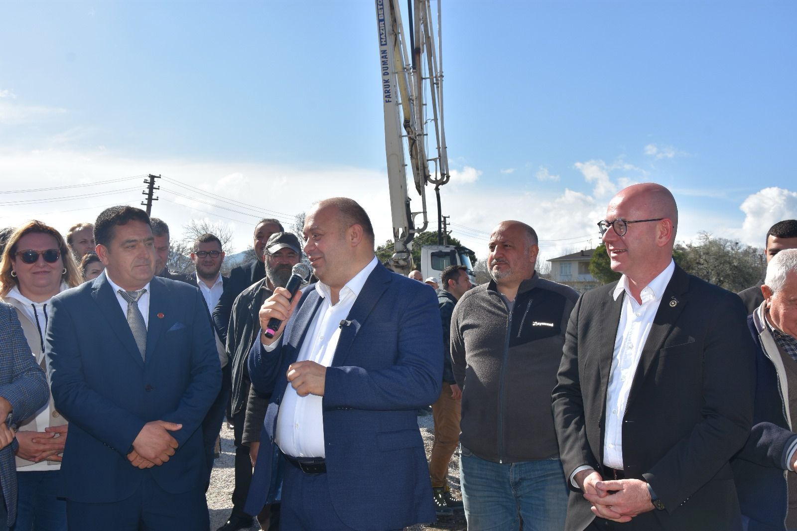 GÖNEN BELEDİYESİ’NDEN İNSAN ODAKLI BİR PROJE DAHA: ÇOK AMAÇLI DÜĞÜN SALONU İNŞAATI BAŞLADI