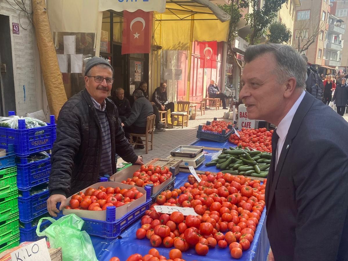 İYİ PARTİ BANDIRMA BELEDİYE BAŞKAN ADAYI ORHAN CAN VATANDAŞIN SORUNLARINI YERİNDE TESPİT EDİYOR