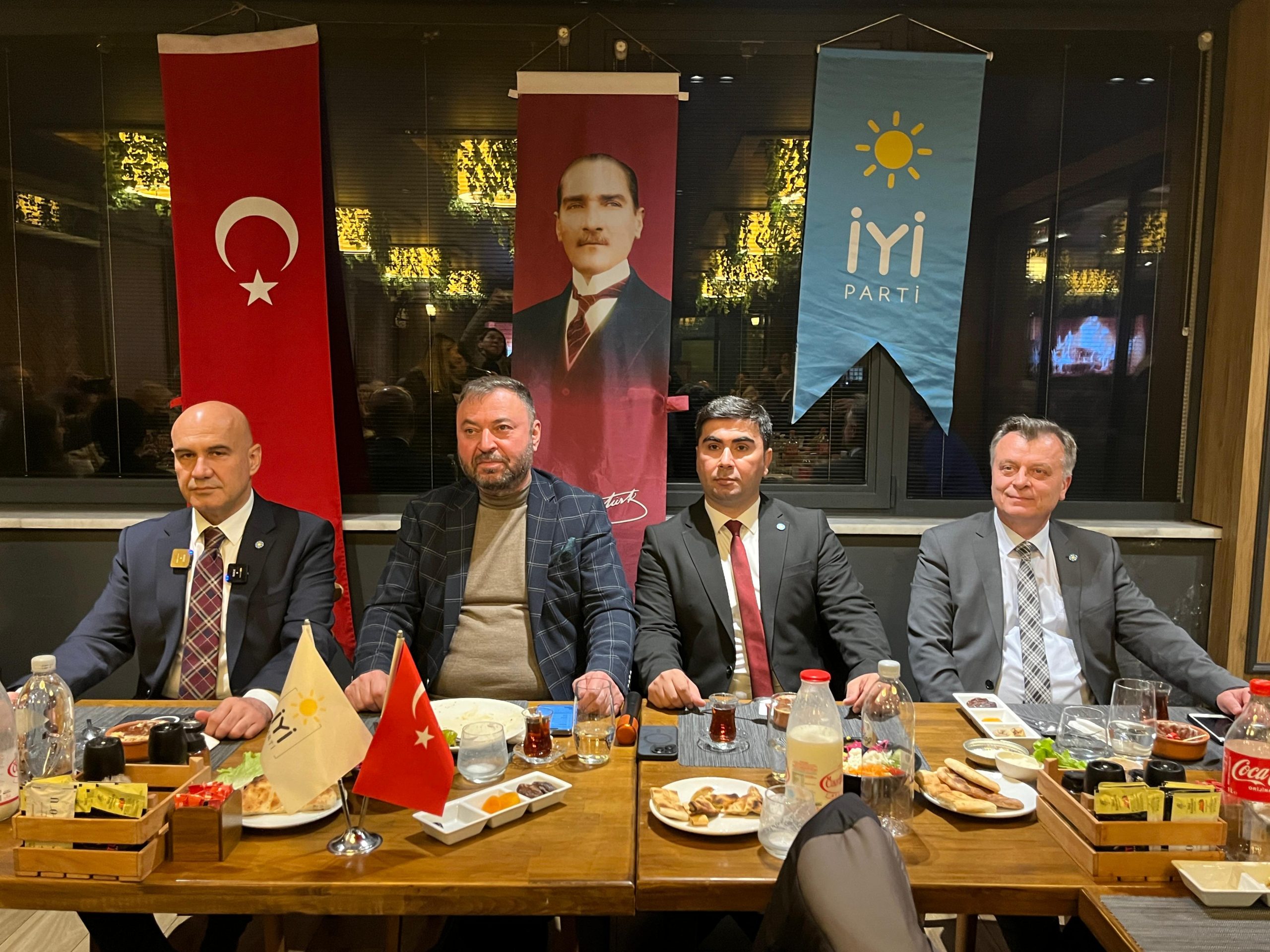 İYİ PARTİ İFTARINDA BİRLİK VE SAMİMİYET VURGUSU!