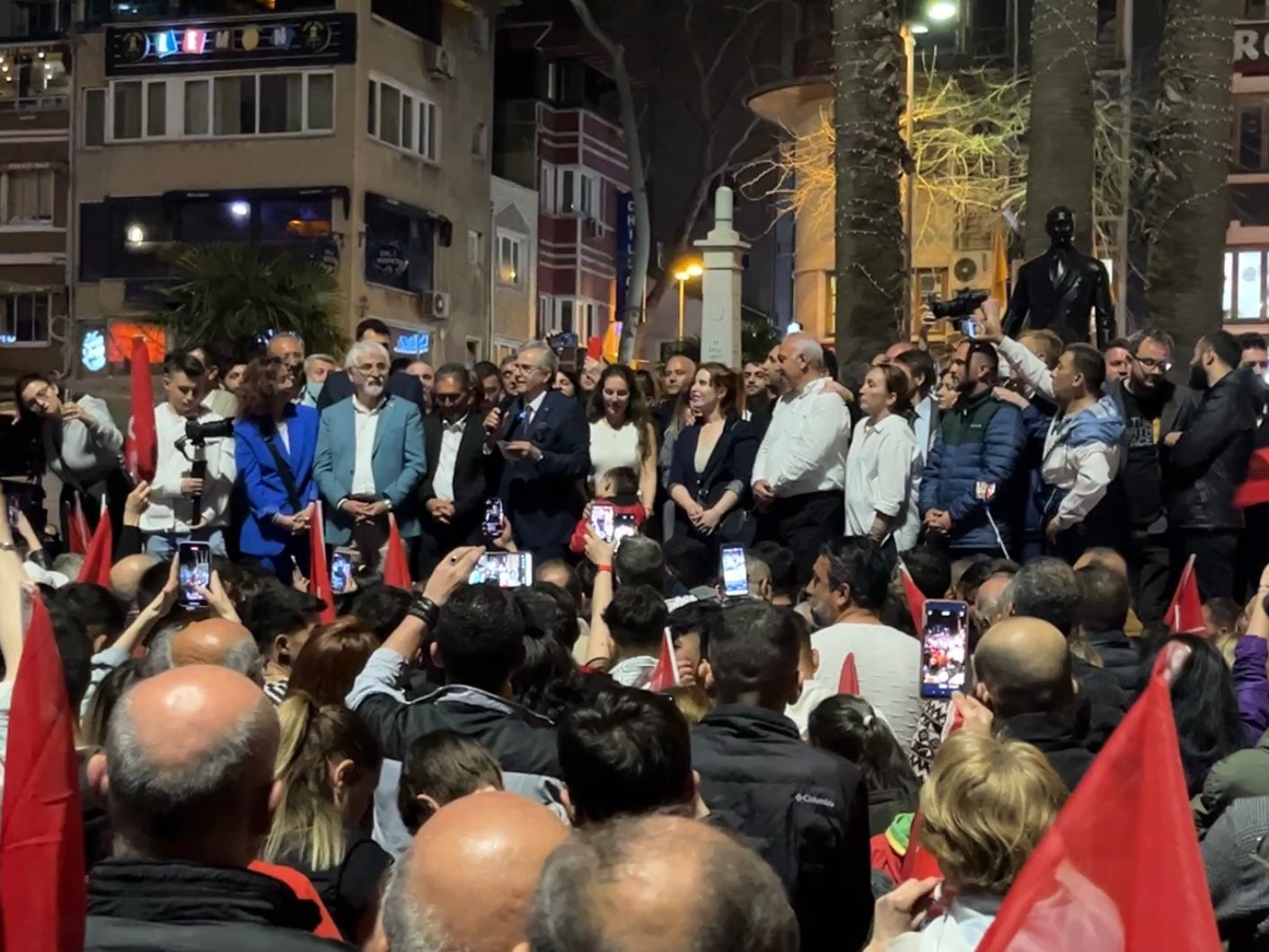 BANDIRMA BELEDİYE BAŞKANI DURSUN MİRZA OLDU