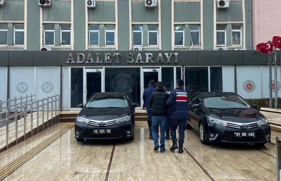 Bandırma’da Psikiyatri kliniğini uyuşturucu yuvasına çevirmişler