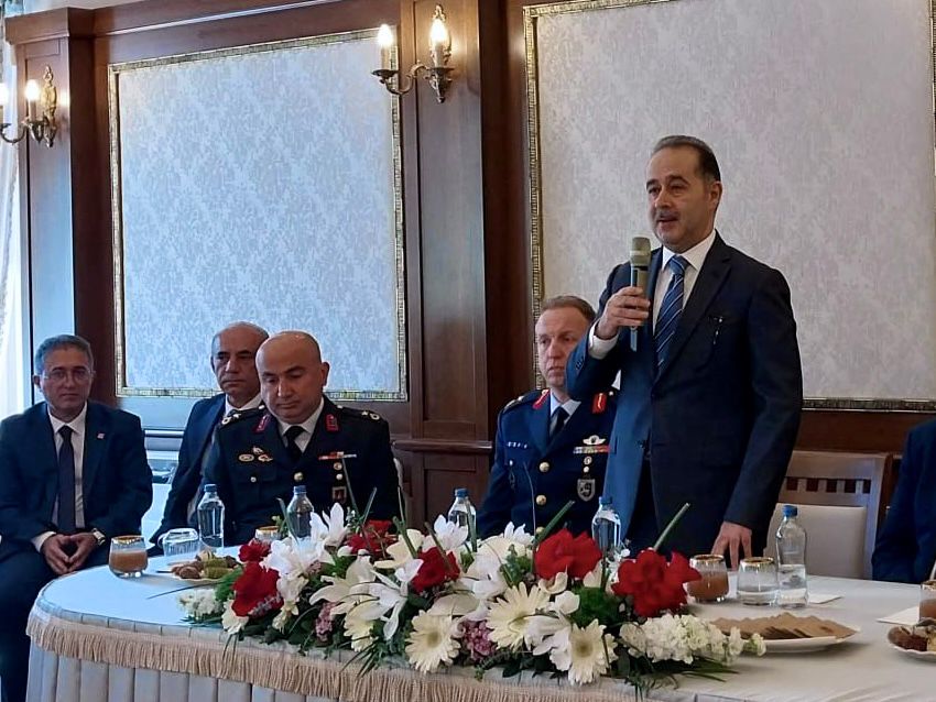 BANDIRMA AİLESİ BAYRAMLAŞTI