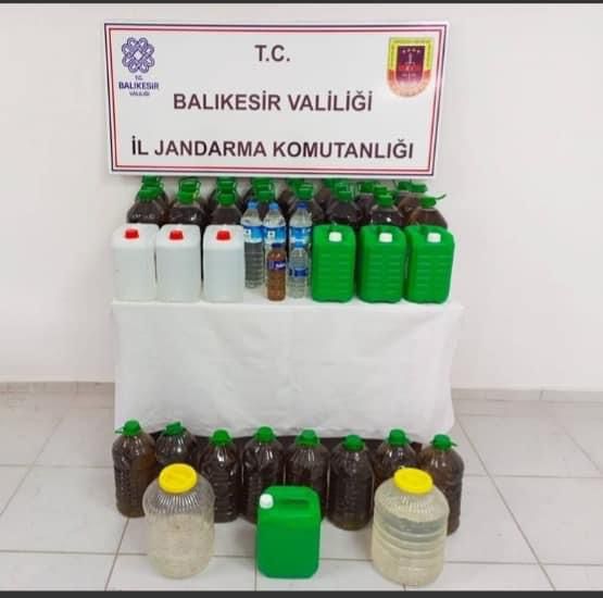 ERDEK’TE KAÇAK ALKOL VE SAHTE ZEYTİNYAĞI ÜRETENLERE YÖNELİK OPERASYON