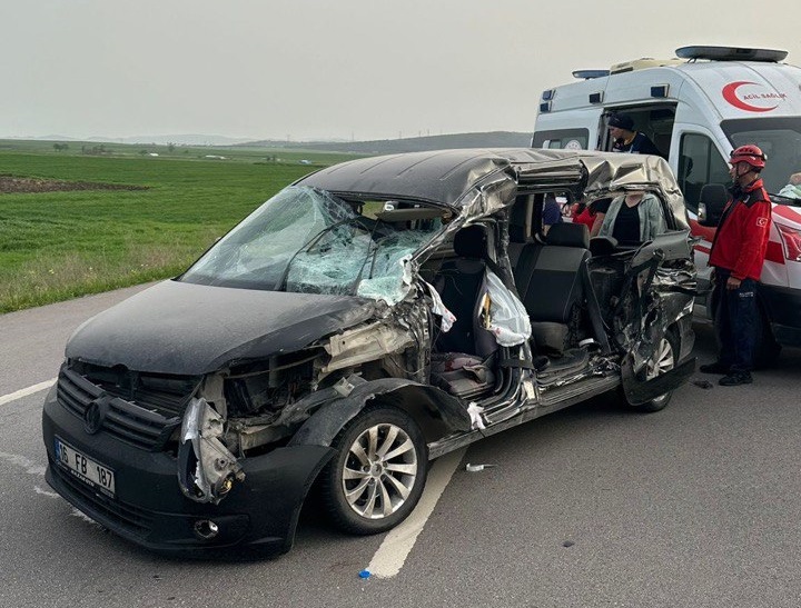 Gönen’de trafik kazasında 1 kişi hayatını kaybetti, 3 kişi yaralandı