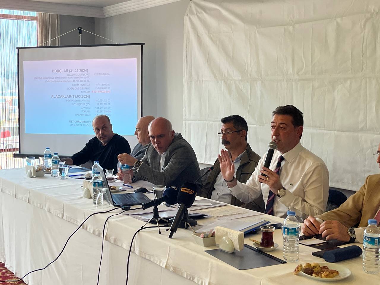 TOLGA TOSUN, DURSUN MİRZA’YA SORDU; “NEYİN ALT YAPISINI HAZIRLIYORSUN?”