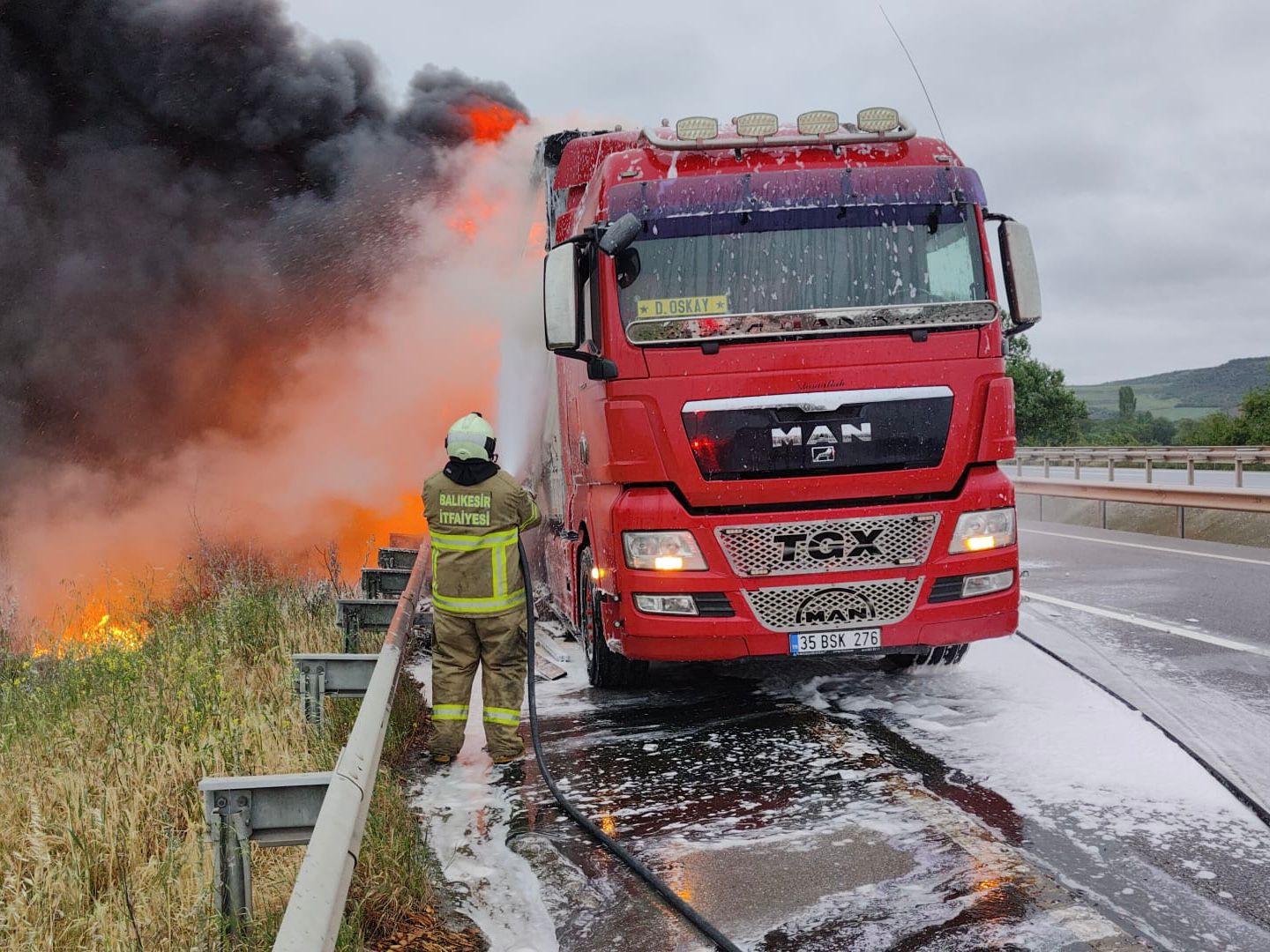 SUSURLUK’TA TIR YANGINI