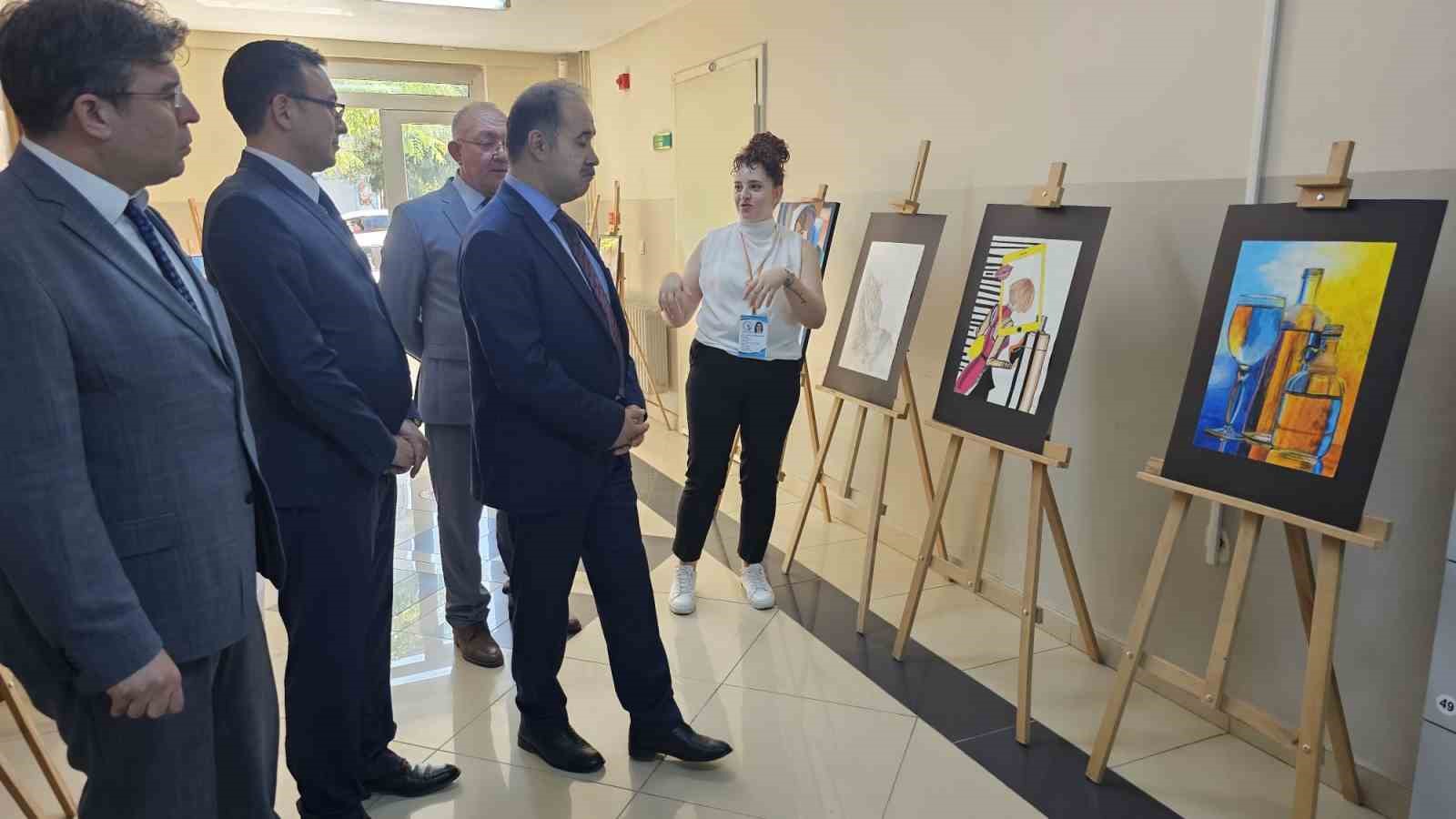 Bandırma’da “hayat boyu öğrenme” kursunun yıl sonu etkinliği