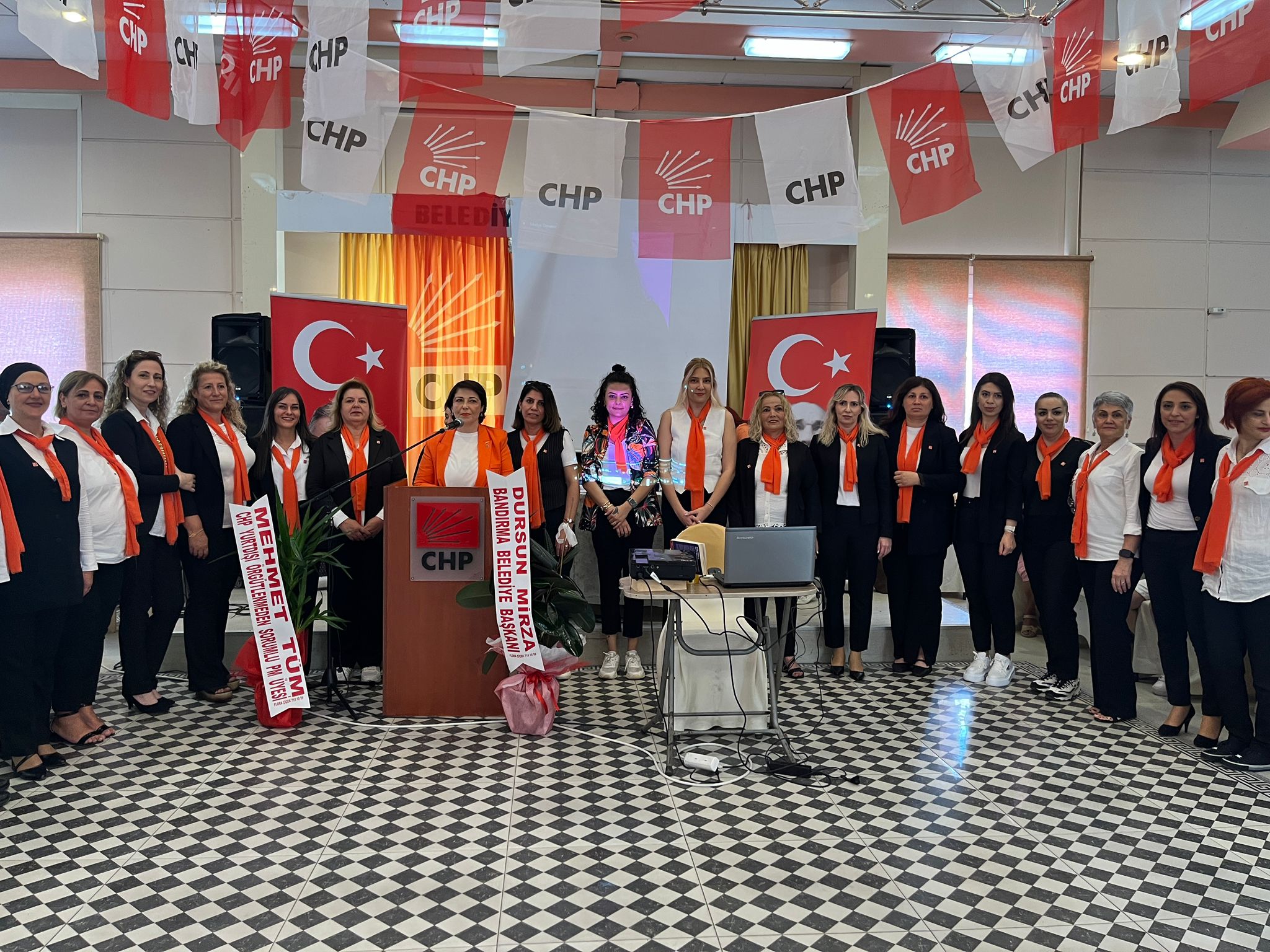 CHP BANDIRMA İLÇE KADIN KOLLARI BAŞKANI FİLİZ ÖZDEMİR OLDU