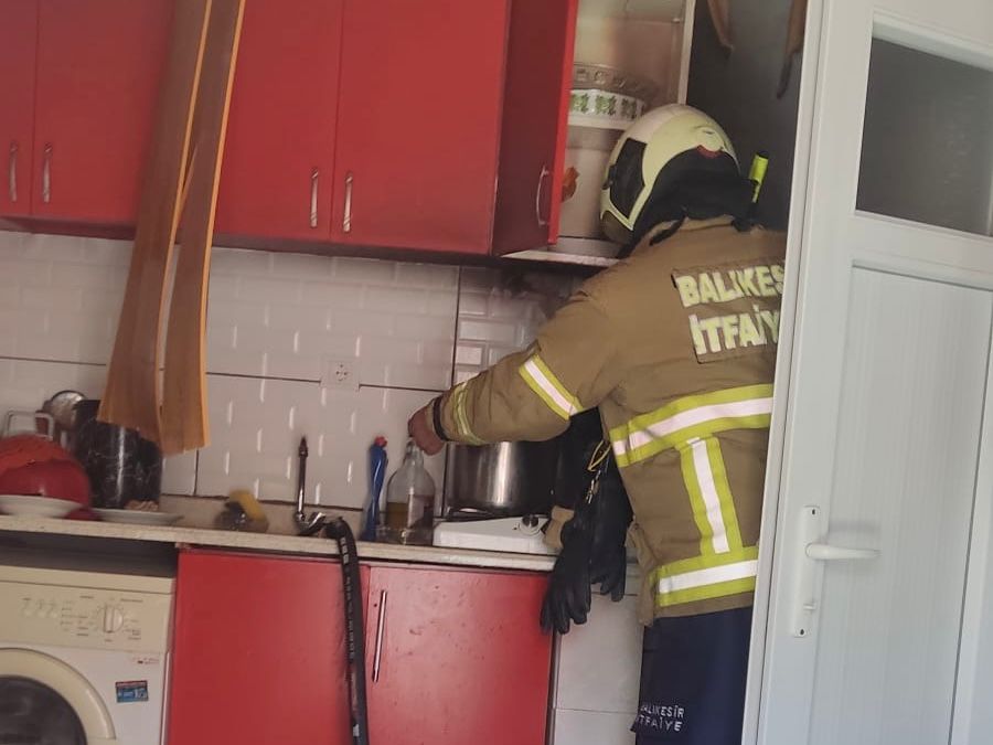 ERDEK’TE EV YANGINI