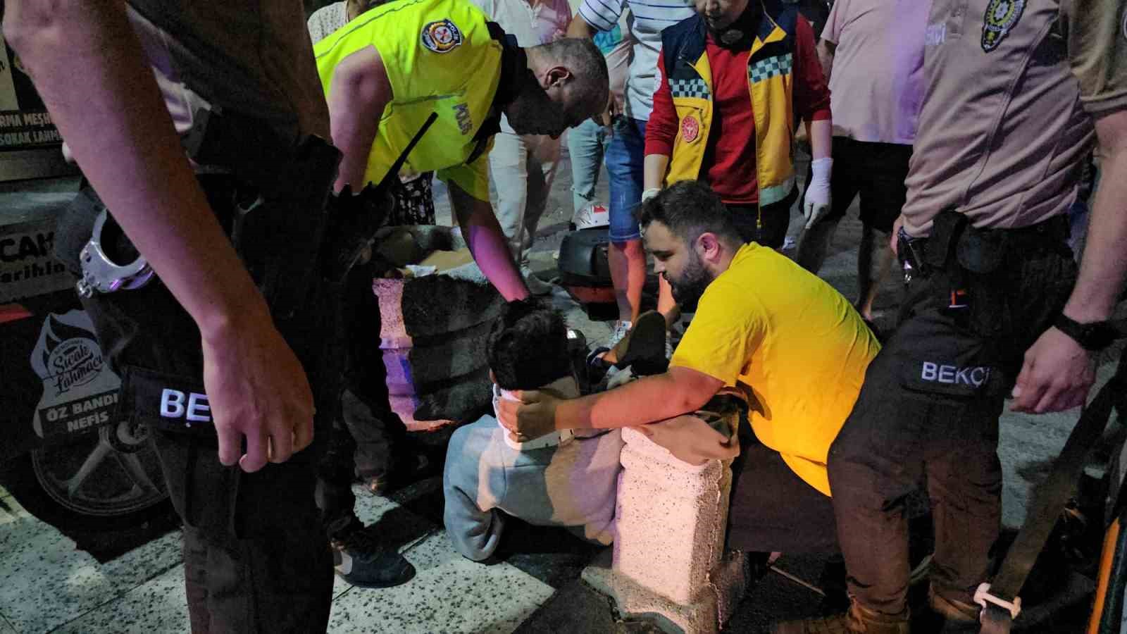Bandırma’da motosiklet kazasında iki kişi yaralandı
